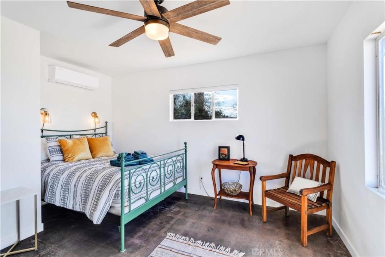 Cozy Fresh Desert Hideaway, 5 Mins To Joshua Tree トウェンティナイン・パームズ エクステリア 写真